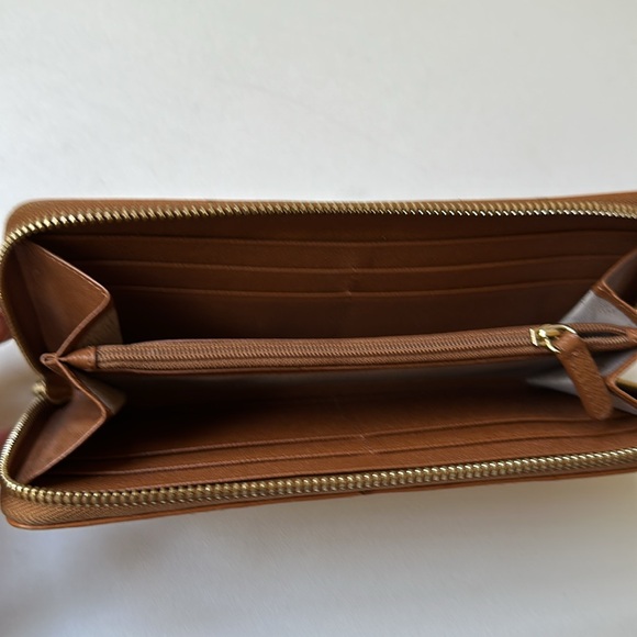 Michael Kors Light Brown Jet Set Leather Wallet Continental 8 x 4" - Picture 7 of 7